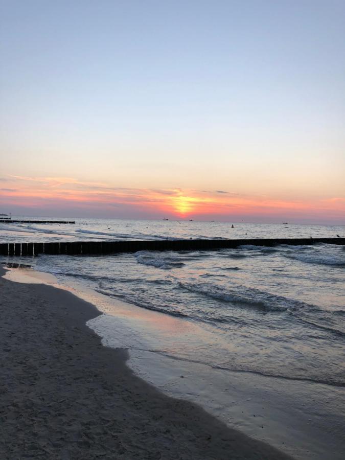 Blue Sea Kolobrzeg Appartement Buitenkant foto